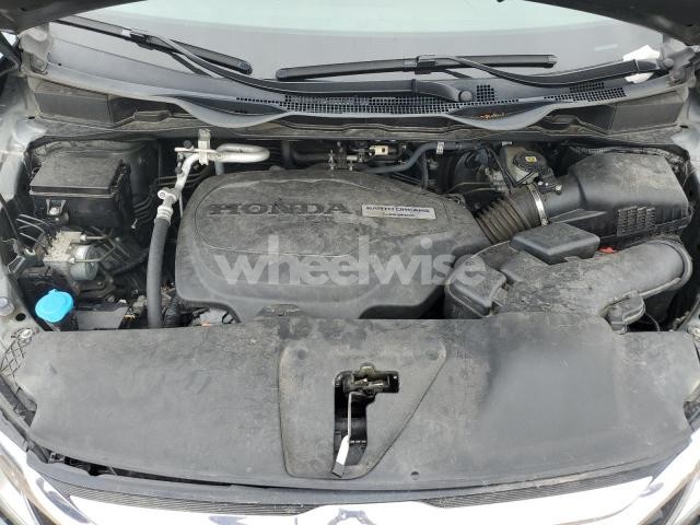 Photo 7 of 2018 HONDA ODYSSEY EXL (VIN 5FNRL6H79JB053205)