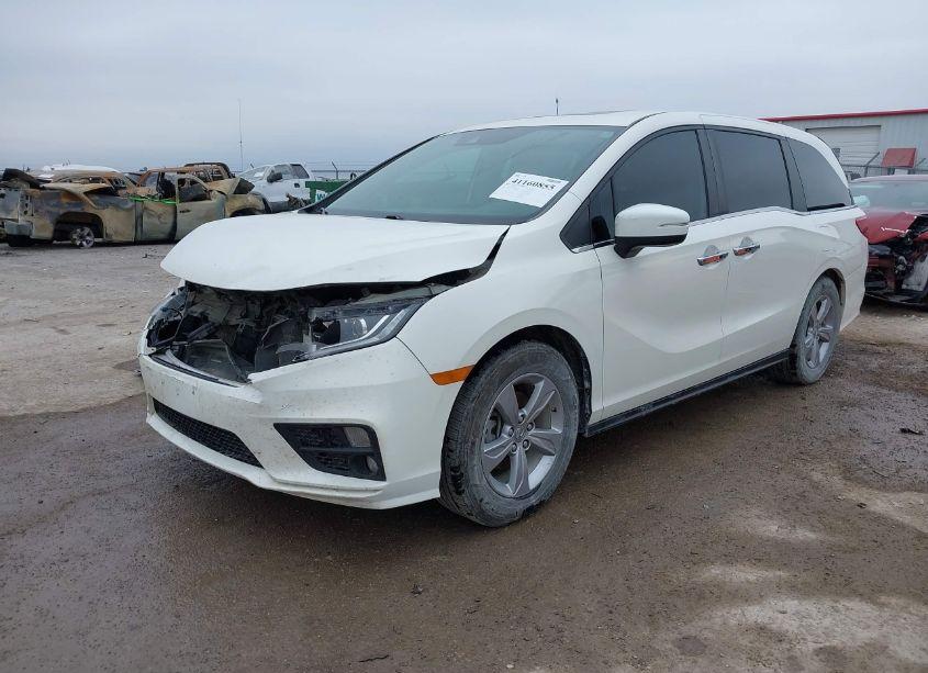 Photo 2 of 2019 Honda Odyssey EX-L (VIN 5FNRL6H79KB057708)