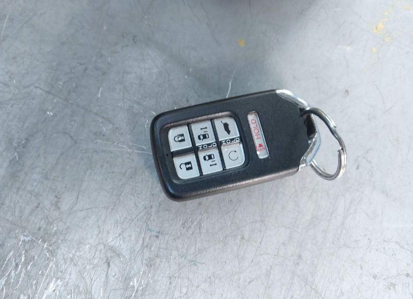 Photo 11 of 2019 Honda Odyssey EX-L (VIN 5FNRL6H79KB135453)