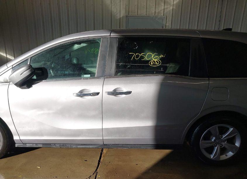 Photo 14 of 2019 Honda Odyssey EX-L (VIN 5FNRL6H79KB135453)