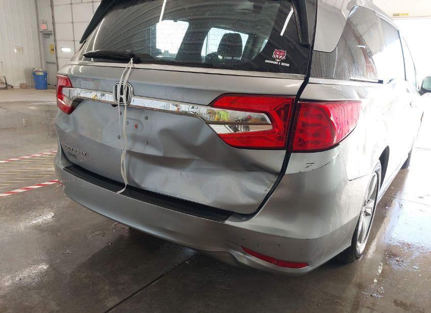 Photo 6 of 2019 Honda Odyssey EX-L (VIN 5FNRL6H79KB135453)