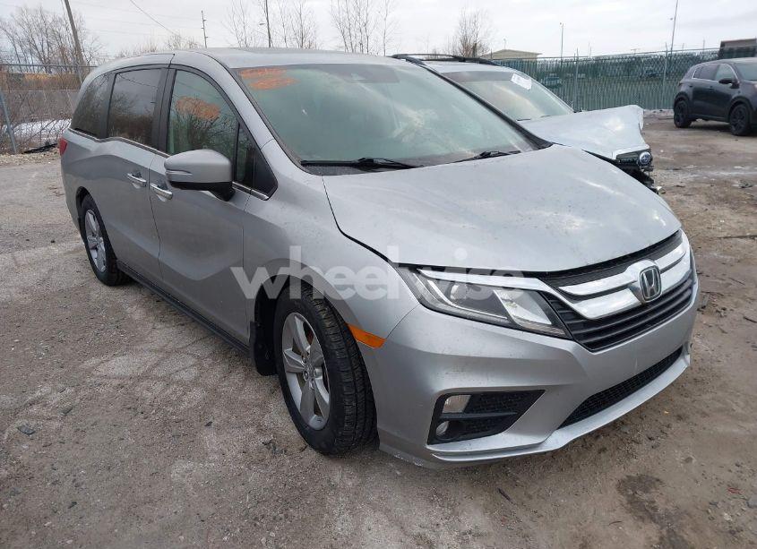 2020 Honda Odyssey EX-L/EX-L W/NAVI RES (VIN 5FNRL6H79LB053384) main photo