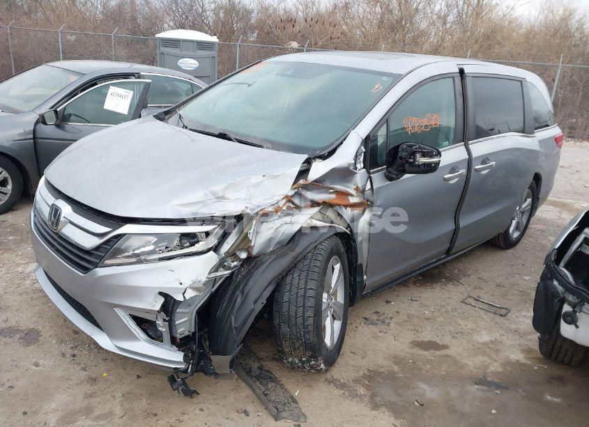 Photo 2 of 2020 Honda Odyssey EX-L/EX-L W/NAVI RES (VIN 5FNRL6H79LB053384)