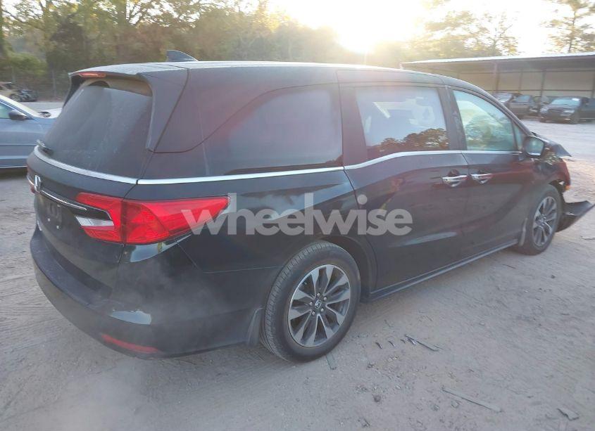 Photo 4 of 2021 Honda Odyssey EX-L (VIN 5FNRL6H79MB021407)