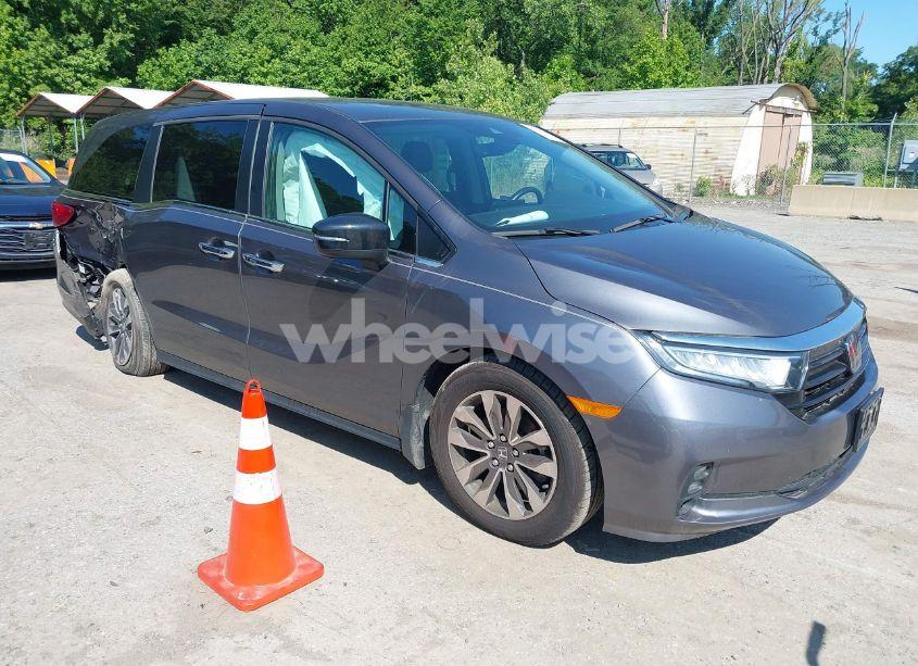 2022 Honda Odyssey EX-L (VIN 5FNRL6H79NB008786) main photo