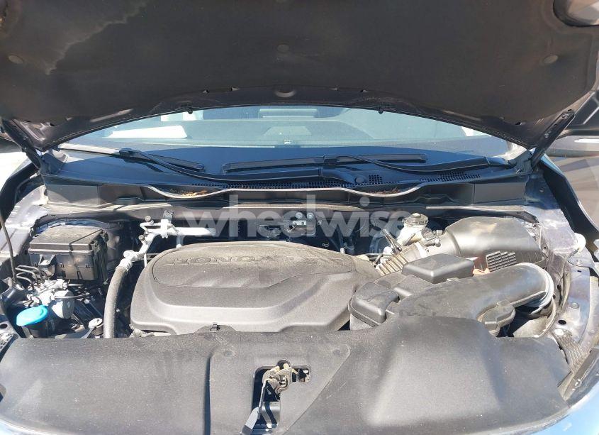 Photo 10 of 2022 Honda Odyssey EX-L (VIN 5FNRL6H79NB008786)