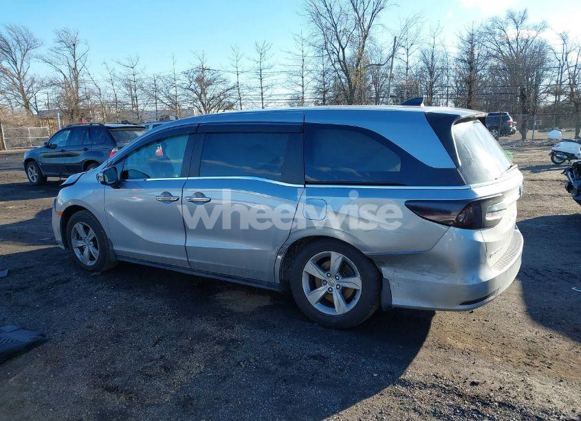 Photo 14 of 2018 Honda Odyssey EX-L (VIN 5FNRL6H7XJB045579)