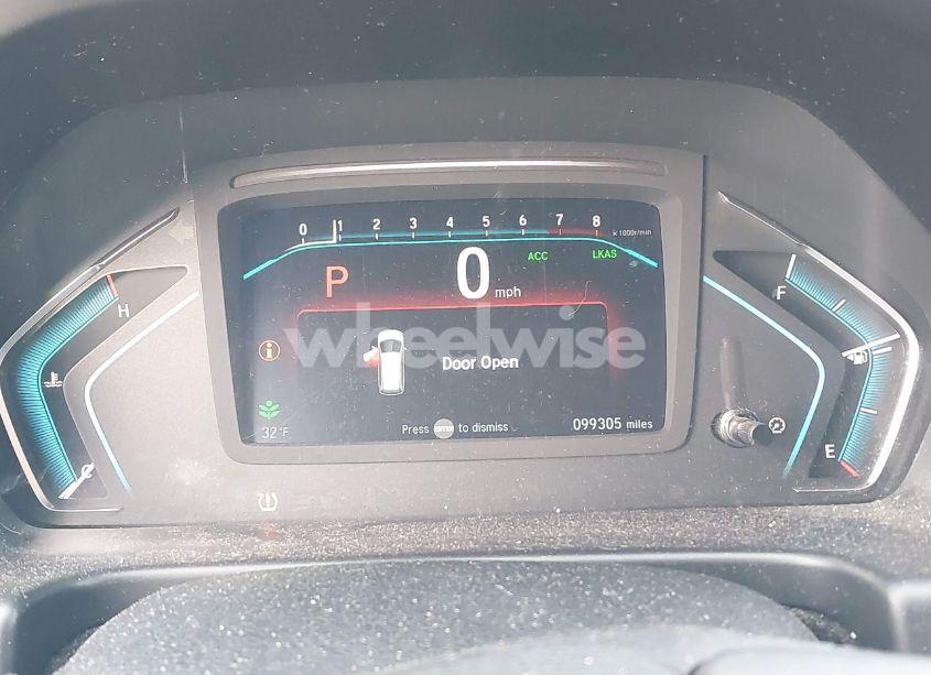 Photo 7 of 2018 Honda Odyssey EX-L (VIN 5FNRL6H7XJB053665)