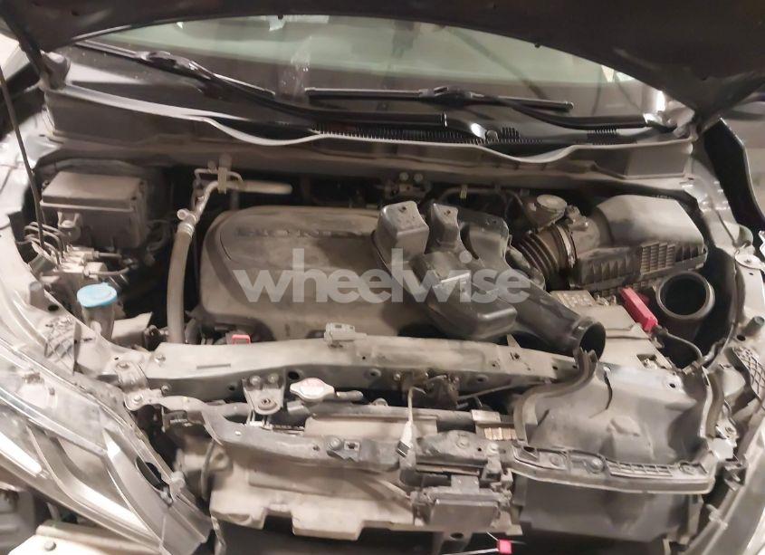 Photo 10 of 2019 Honda Odyssey EX-L (VIN 5FNRL6H7XKB002149)