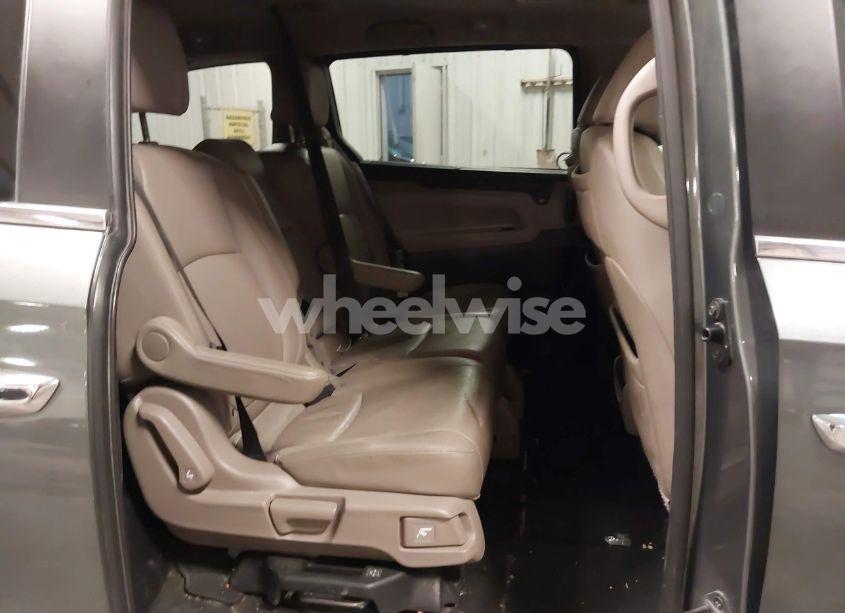 Photo 8 of 2019 Honda Odyssey EX-L (VIN 5FNRL6H7XKB002149)