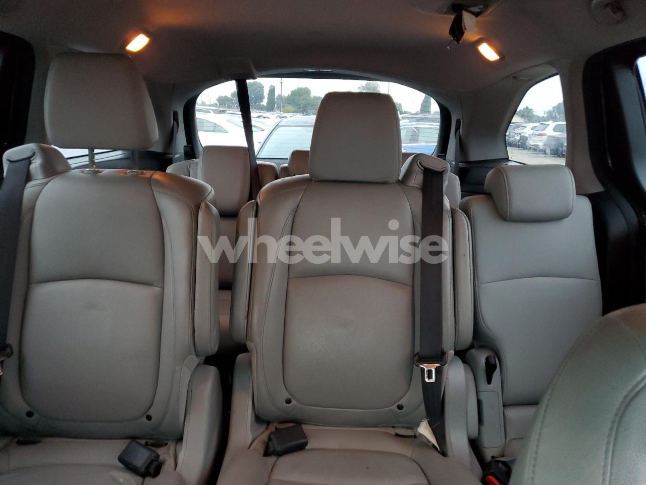 Photo 10 of 2019 HONDA ODYSSEY EXL (VIN 5FNRL6H7XKB013314)