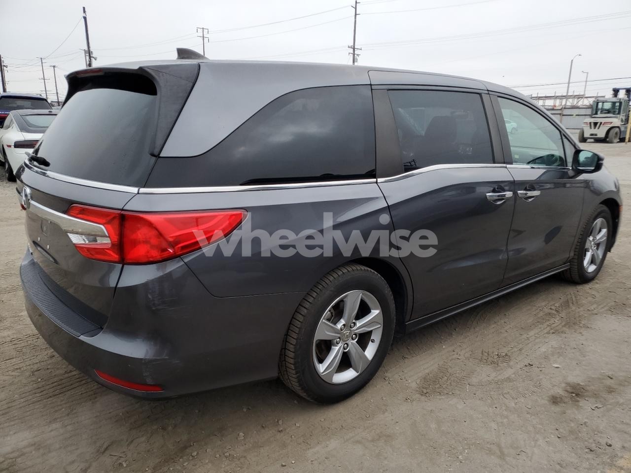 Photo 3 of 2019 HONDA ODYSSEY EXL (VIN 5FNRL6H7XKB013314)