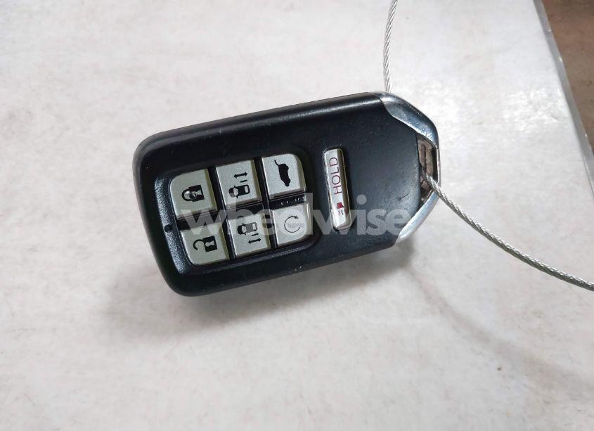 Photo 11 of 2019 Honda Odyssey EX-L (VIN 5FNRL6H7XKB027939)