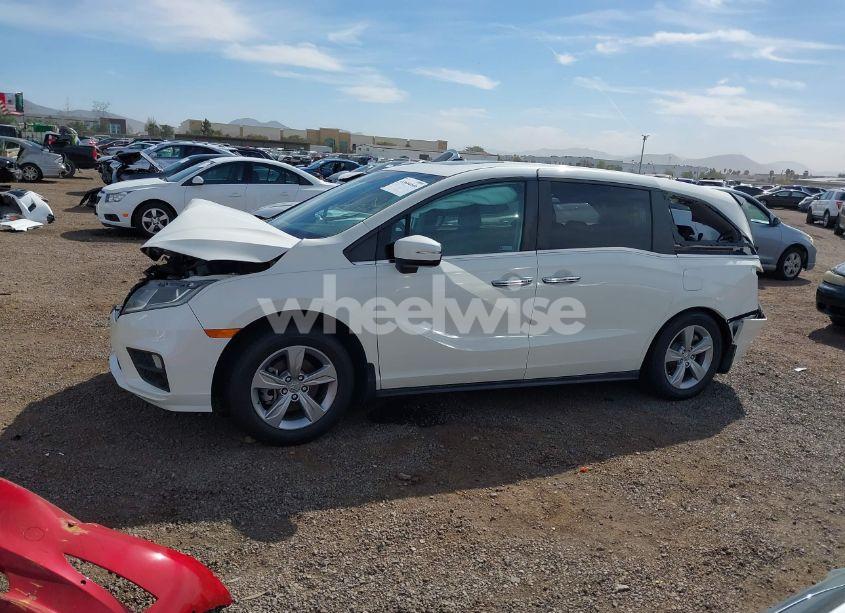 Photo 15 of 2019 Honda Odyssey EX-L (VIN 5FNRL6H7XKB098705)