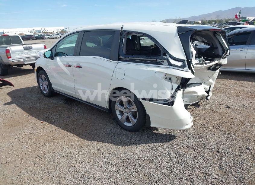 Photo 3 of 2019 Honda Odyssey EX-L (VIN 5FNRL6H7XKB098705)
