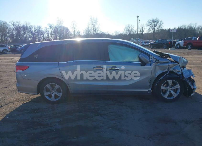 Photo 13 of 2019 Honda Odyssey EX-L (VIN 5FNRL6H7XKB110674)