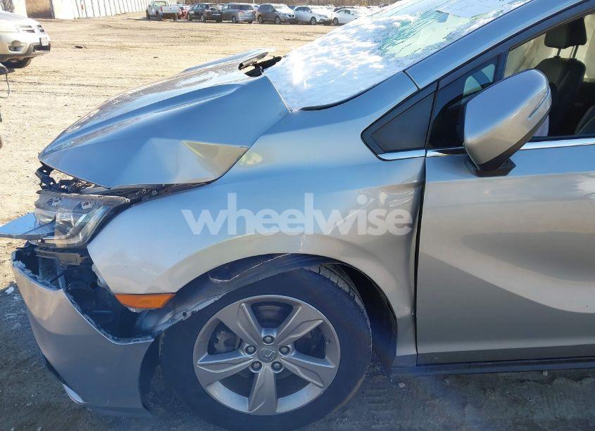 Photo 21 of 2019 Honda Odyssey EX-L (VIN 5FNRL6H7XKB110674)