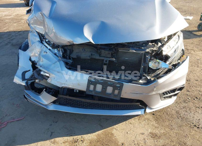 Photo 6 of 2019 Honda Odyssey EX-L (VIN 5FNRL6H7XKB110674)