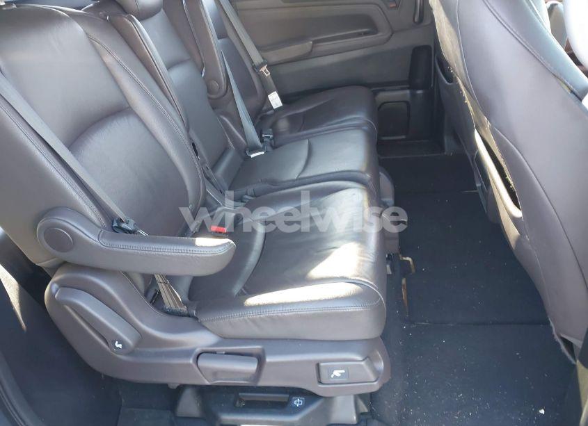 Photo 8 of 2019 Honda Odyssey EX-L (VIN 5FNRL6H7XKB110674)