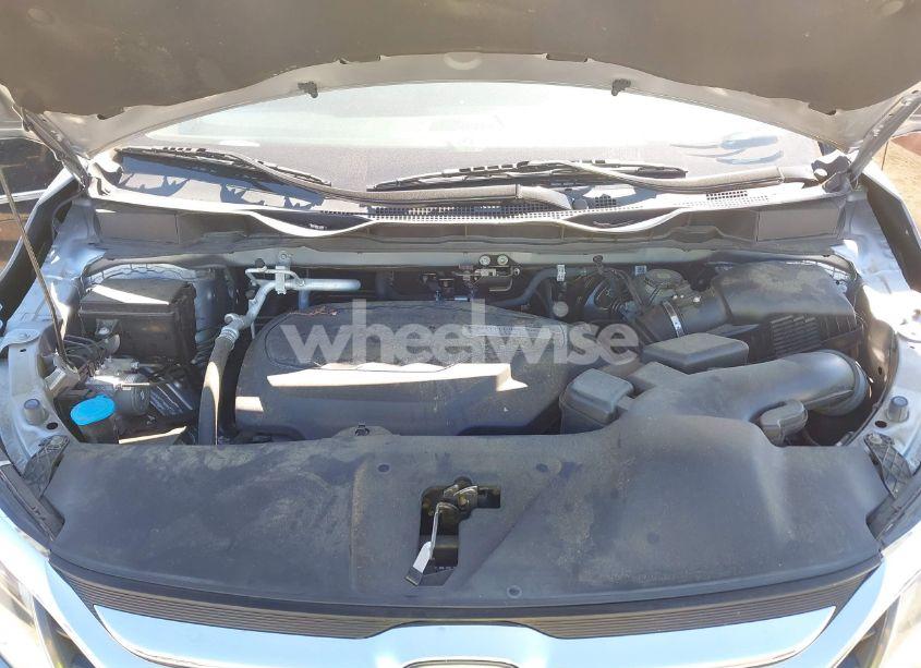 Photo 10 of 2019 Honda Odyssey EX-L (VIN 5FNRL6H7XKB132867)