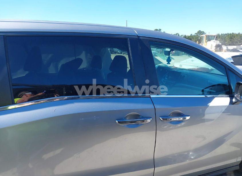 Photo 13 of 2019 Honda Odyssey EX-L (VIN 5FNRL6H7XKB132867)