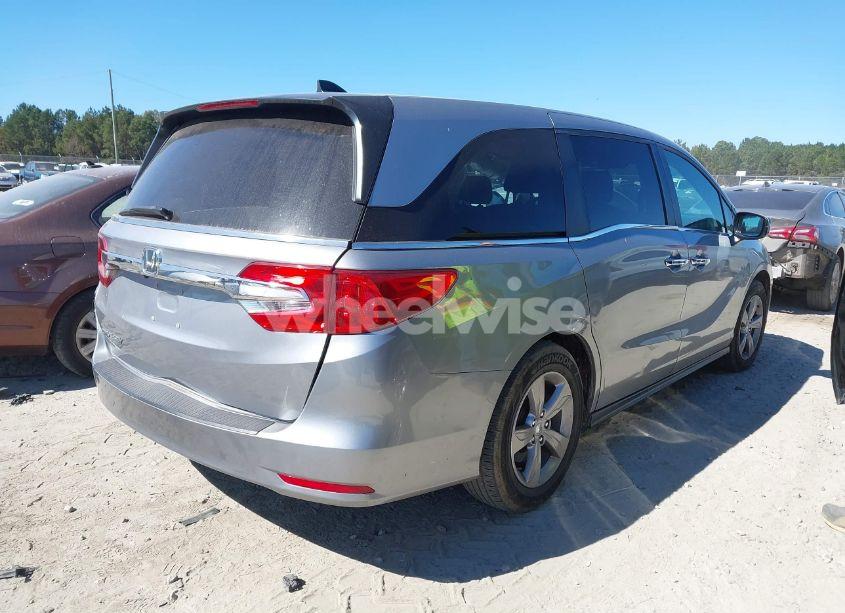Photo 4 of 2019 Honda Odyssey EX-L (VIN 5FNRL6H7XKB132867)