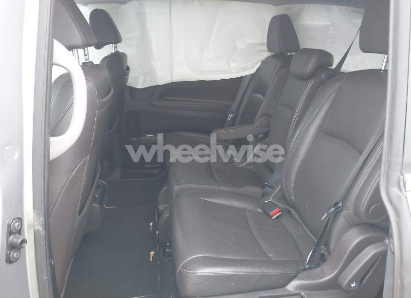 Photo 8 of 2019 Honda Odyssey EX-L (VIN 5FNRL6H7XKB138667)