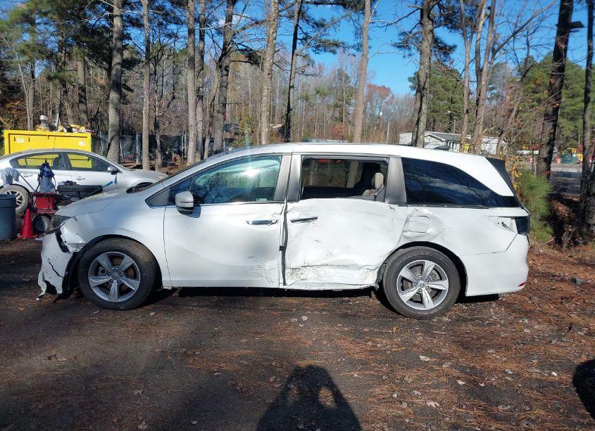 Photo 15 of 2020 Honda Odyssey EX-L/EX-L W/NAVI RES (VIN 5FNRL6H7XLB052826)