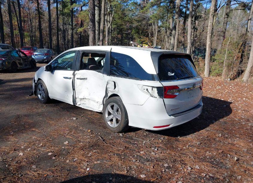 Photo 3 of 2020 Honda Odyssey EX-L/EX-L W/NAVI RES (VIN 5FNRL6H7XLB052826)