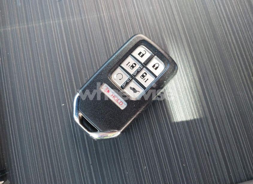 Photo 11 of 2020 Honda Odyssey EX-L/EX-L W/NAVI RES (VIN 5FNRL6H7XLB061414)