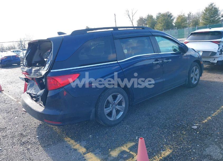 Photo 4 of 2020 Honda Odyssey EX-L/EX-L W/NAVI RES (VIN 5FNRL6H7XLB061414)