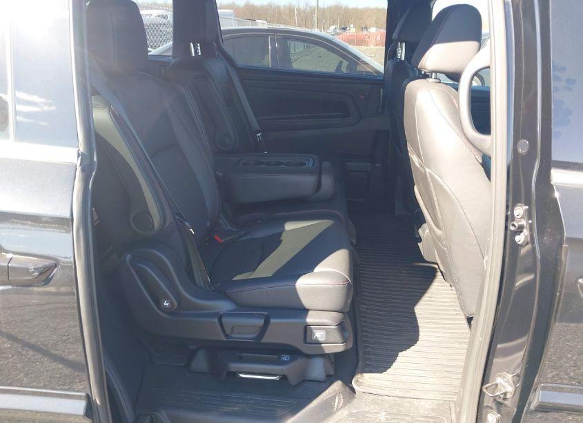 Photo 8 of 2023 Honda Odyssey SPORT (VIN 5FNRL6H7XPB032467)