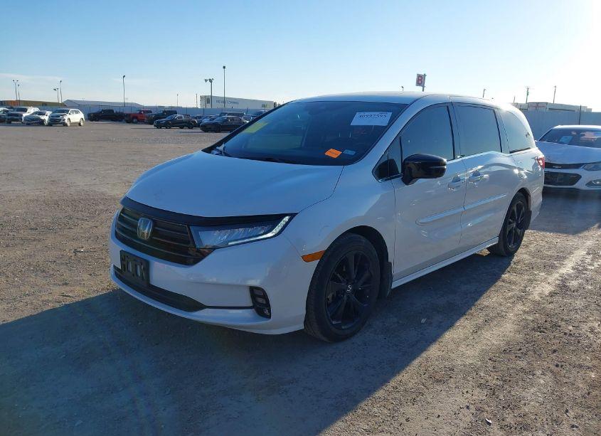 Photo 2 of 2023 Honda Odyssey SPORT (VIN 5FNRL6H7XPB040827)