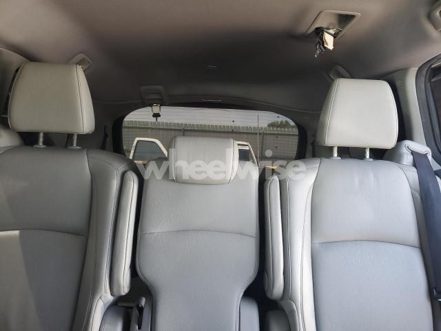 Photo 14 of 2018 HONDA ODYSSEY TOURING (VIN 5FNRL6H80JB006542)