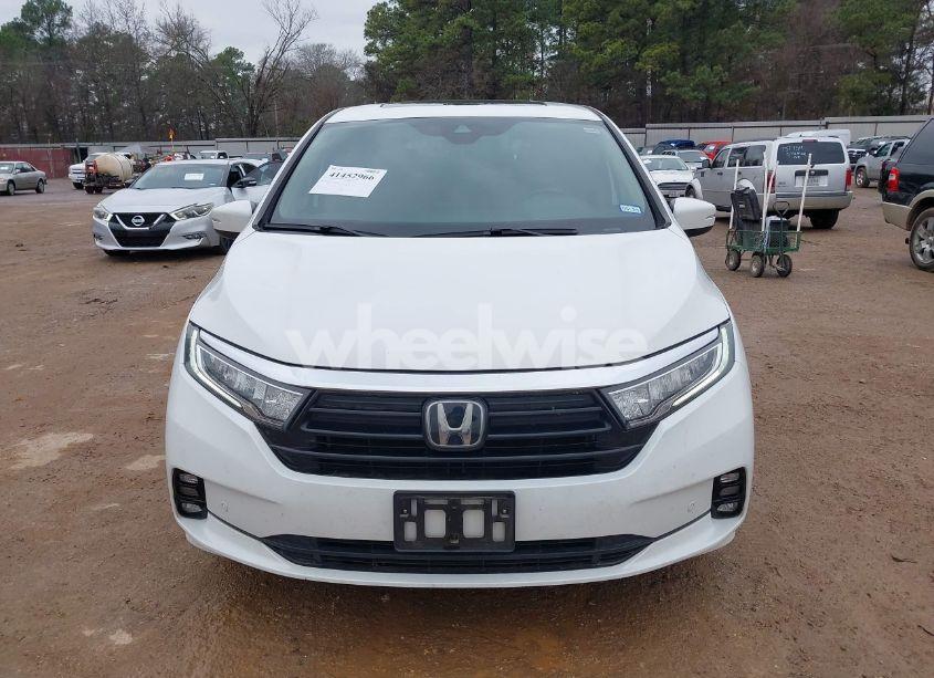 Photo 12 of 2021 Honda Odyssey TOURING (VIN 5FNRL6H80MB000406)