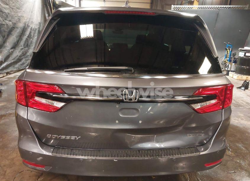 Photo 16 of 2021 Honda Odyssey TOURING (VIN 5FNRL6H80MB029596)