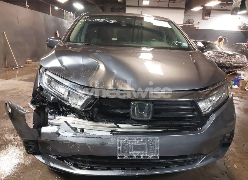 Photo 6 of 2021 Honda Odyssey TOURING (VIN 5FNRL6H80MB029596)