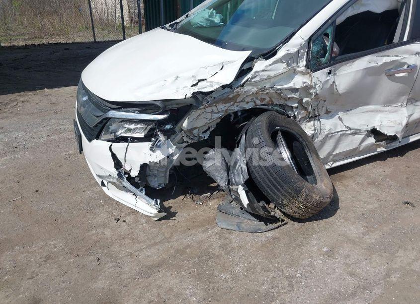 Photo 6 of 2018 Honda Odyssey TOURING (VIN 5FNRL6H81JB023530)