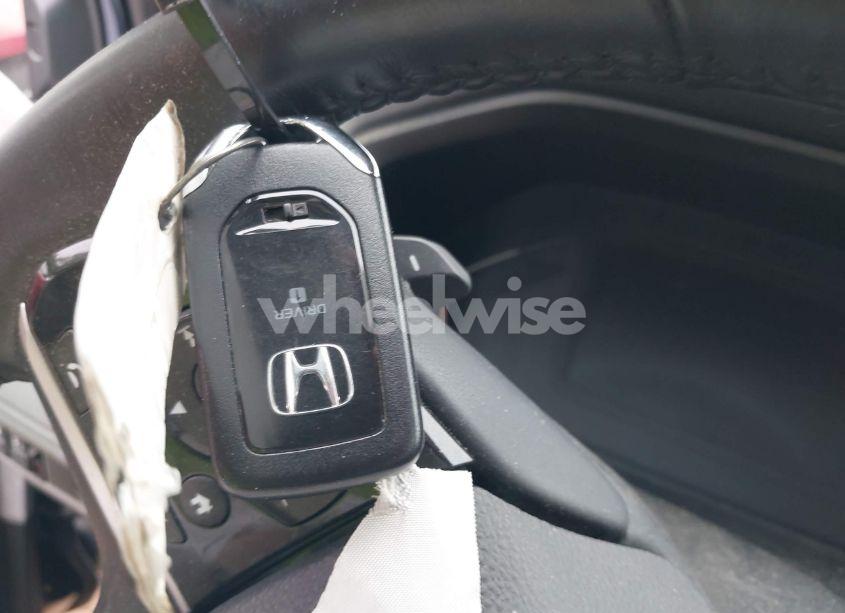 Photo 11 of 2024 Honda Odyssey TOURING (VIN 5FNRL6H81RB010952)