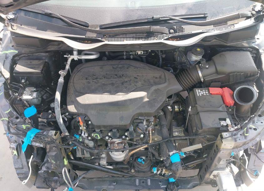 Photo 10 of 2024 Honda Odyssey TOURING (VIN 5FNRL6H81RB016315)