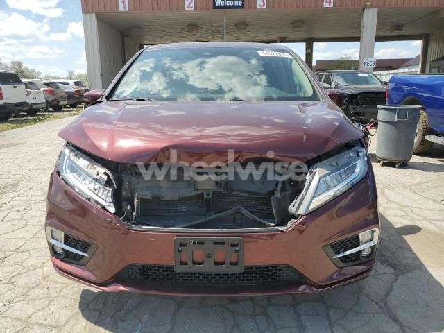 Photo 7 of 2018 HONDA ODYSSEY TOURING (VIN 5FNRL6H82JB037551)