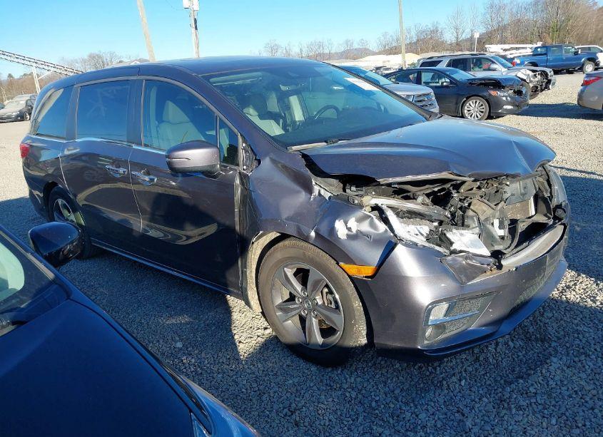2019 Honda Odyssey TOURING (VIN 5FNRL6H82KB007841) main photo