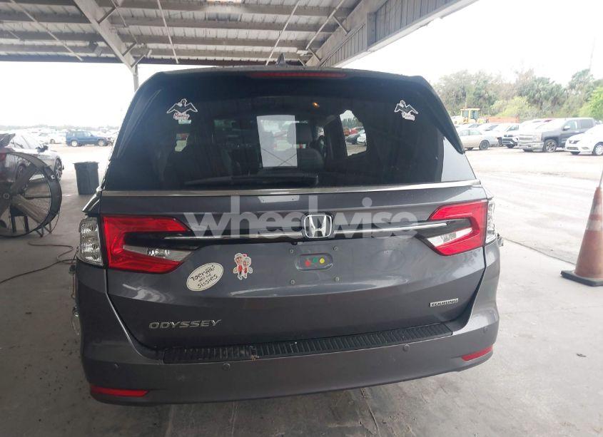 Photo 15 of 2021 Honda Odyssey TOURING (VIN 5FNRL6H82MB012377)