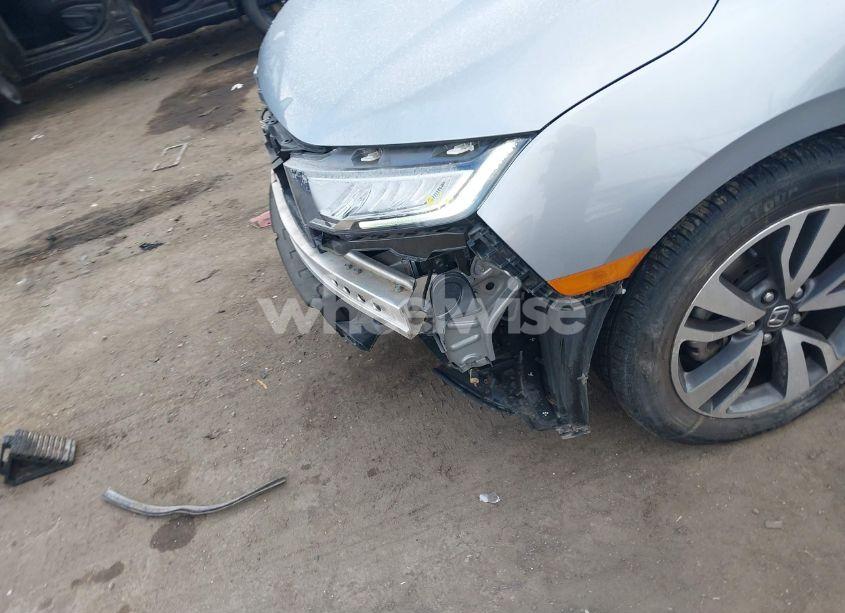 Photo 6 of 2021 Honda Odyssey TOURING (VIN 5FNRL6H82MB023377)