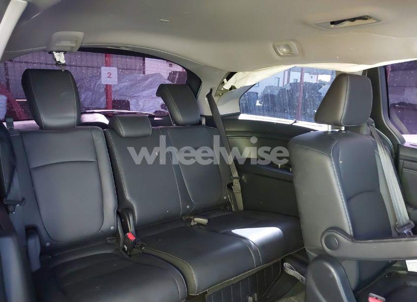 Photo 8 of 2024 Honda Odyssey TOURING (VIN 5FNRL6H82RB027601)
