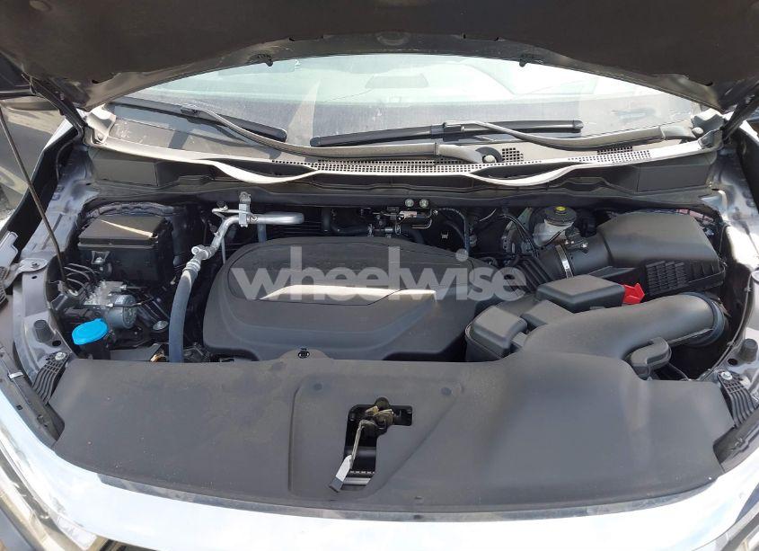 Photo 10 of 2024 Honda Odyssey TOURING (VIN 5FNRL6H82RB031695)