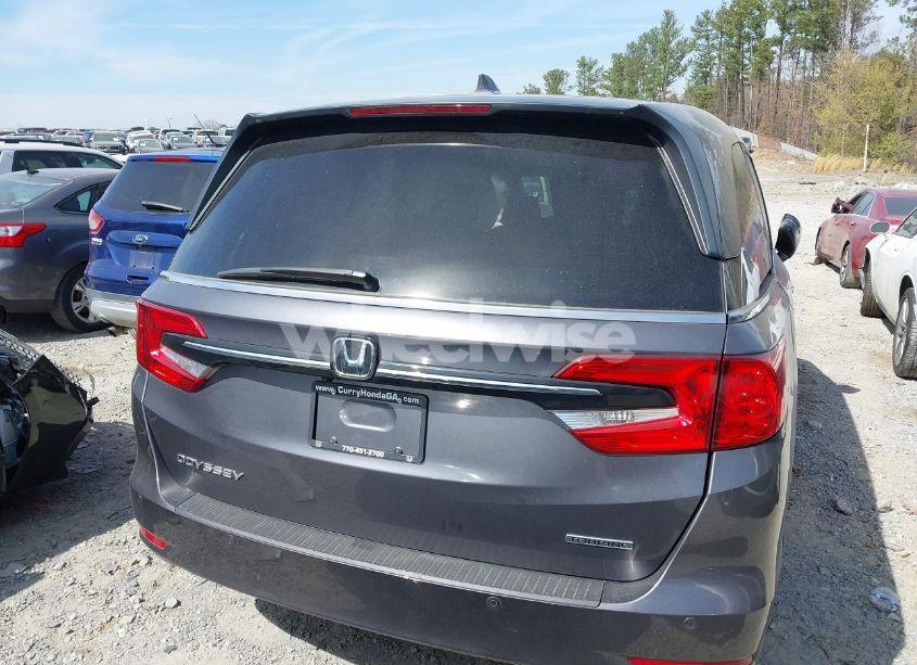 Photo 16 of 2024 Honda Odyssey TOURING (VIN 5FNRL6H82RB031695)