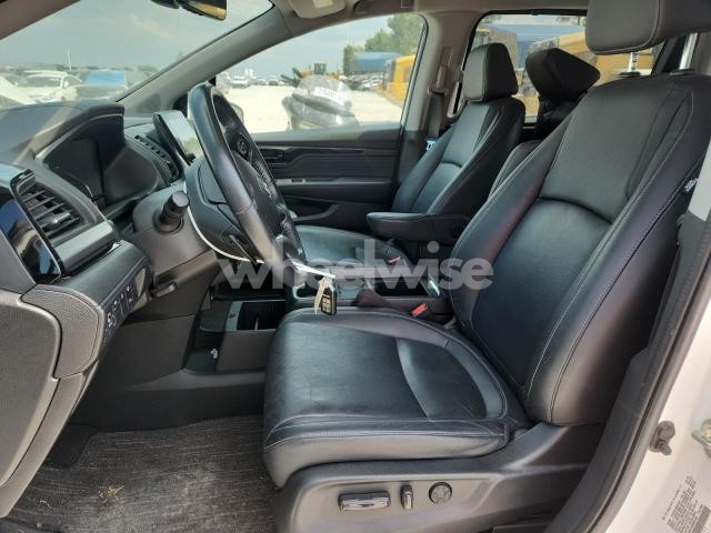 Photo 14 of 2021 HONDA ODYSSEY TOURING (VIN 5FNRL6H83MB007639)