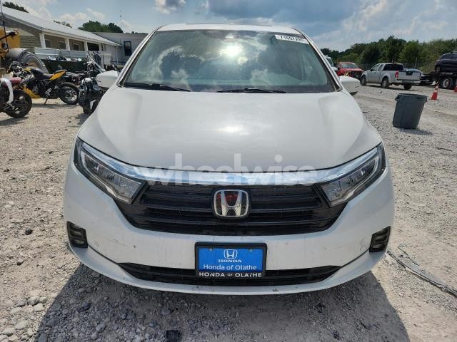 Photo 6 of 2021 HONDA ODYSSEY TOURING (VIN 5FNRL6H83MB007639)
