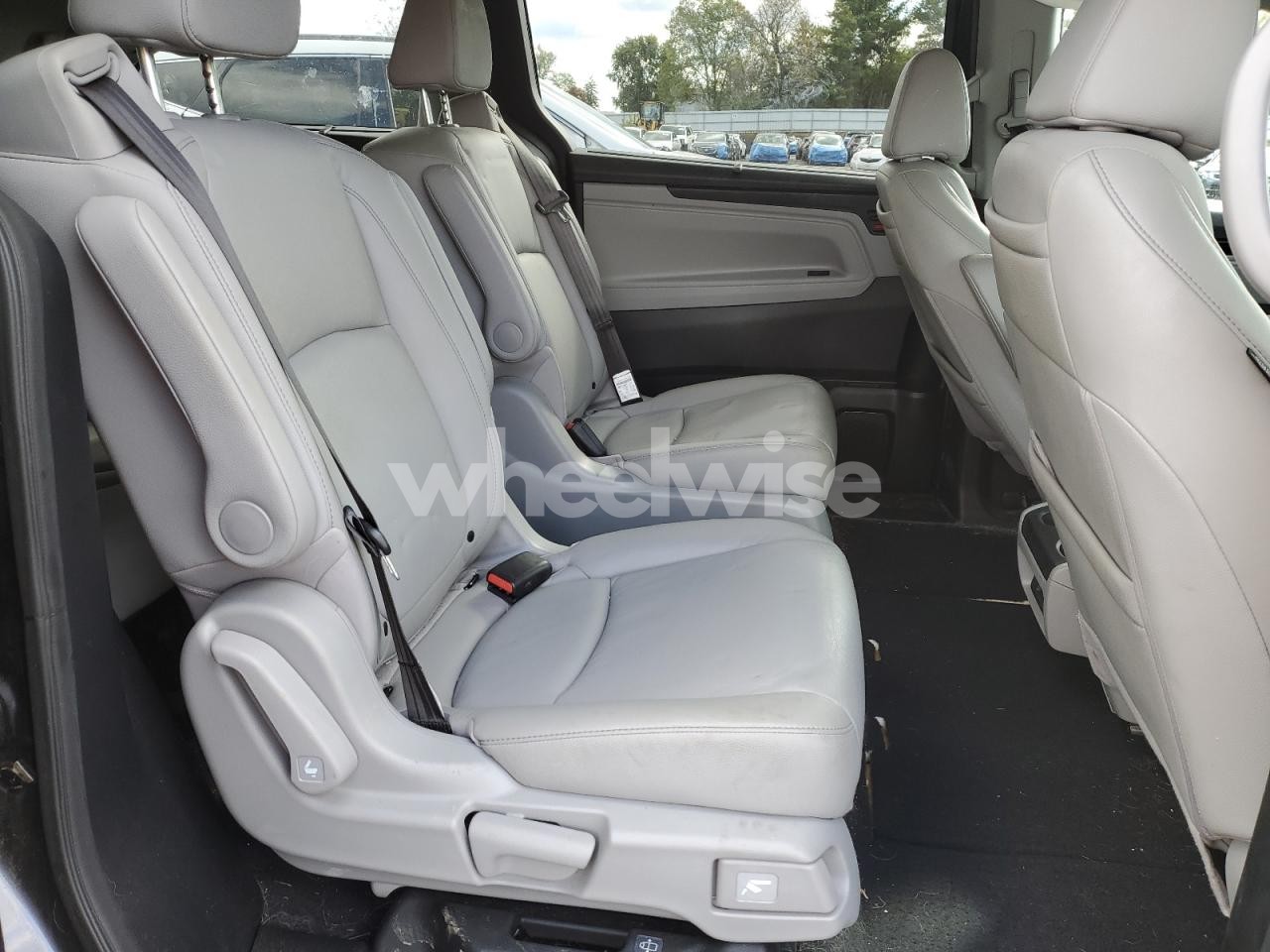 Photo 11 of 2022 HONDA ODYSSEY TOURING (VIN 5FNRL6H83NB027682)